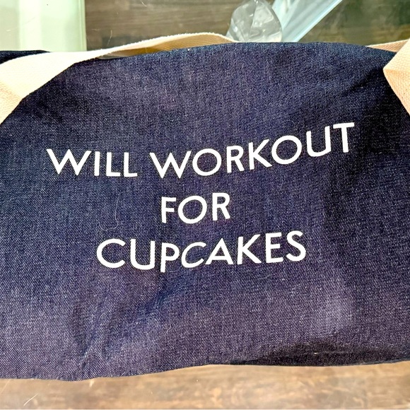 Fabfitfun Duffel - Picture 3 of 4